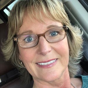 Meet your Posher, Rhonda